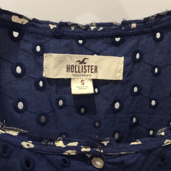 Hollister Crop Top Navy w Bird Print Eyelet Small - Picture 6 of 6